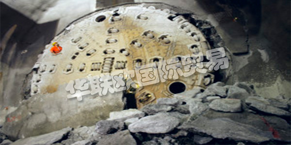 德國(guó)VMT主要產(chǎn)品：VMT視覺控制器、傳感器等。VMT的開始在Herrenknecht AG集團(tuán)內(nèi)，Dipl.-Ing。(FH)Manfred Messing于1994年4月8日成立了一個(gè)兩人測(cè)量員辦公室，這是VMT歷史的開始。目前，VMT在Bruchsal |德國(guó)總部雇傭了200名員工，在4大洲擁有5家子公司。